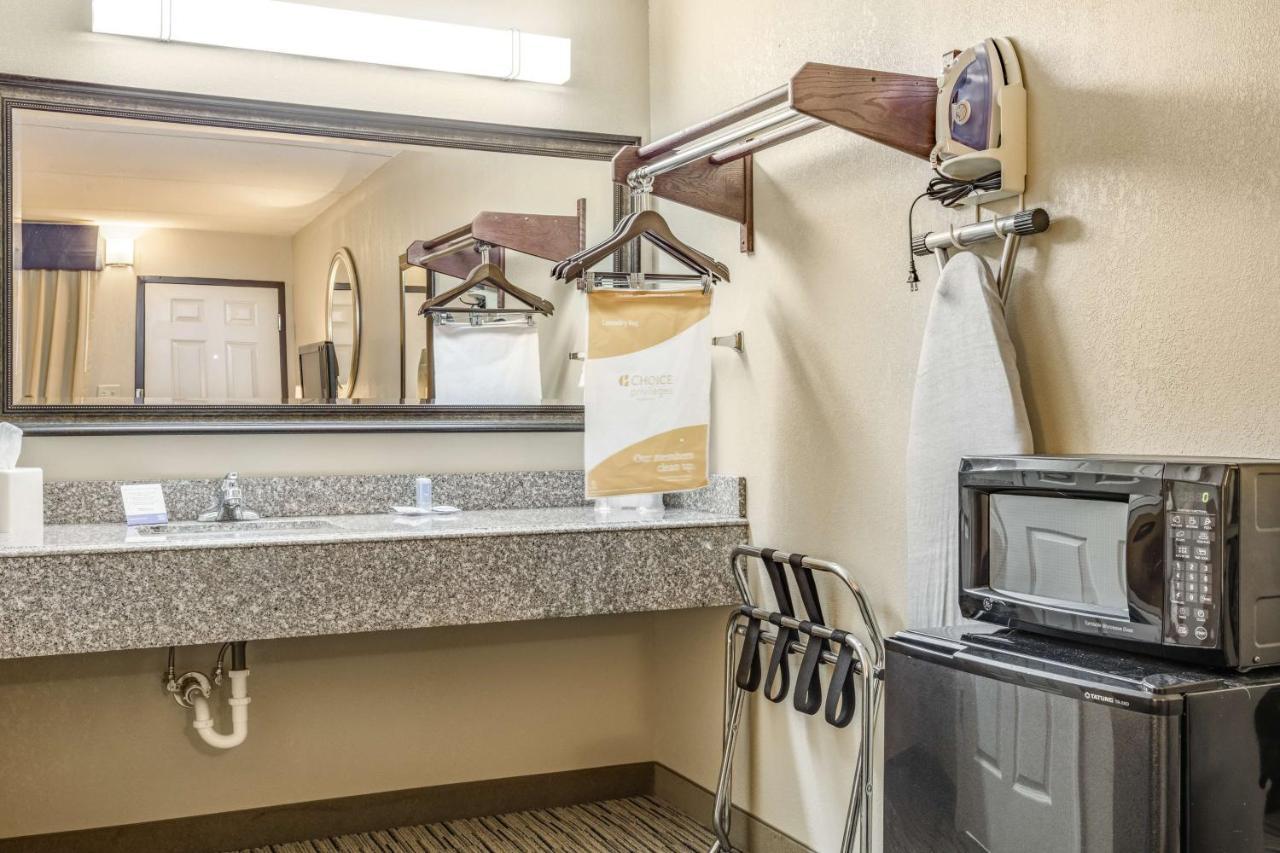 Surestay Hotel By Best Western Tupelo North Exterior photo